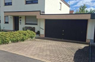 Doppelhaushälfte kaufen in 73527 Schwäbisch Gmünd, Großzügige Doppelhaushälfte mit Garten und Doppelgarage