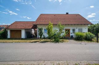 Einfamilienhaus kaufen in 88471 Laupheim, Familienglück! Großzügiges Einfamilienhaus mit Einliegerwohnung, Terrasse und Garten