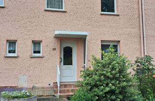 Haus kaufen in Adlerstraße 38, 07318 Saalfeld, Reihen Mittel Haus