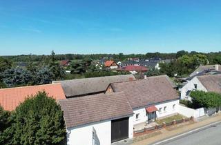 Einfamilienhaus kaufen in 14913 Niedergörsdorf, Niedergörsdorf: Einfamilienhaus mit Nebengelass für das besondere Hobby