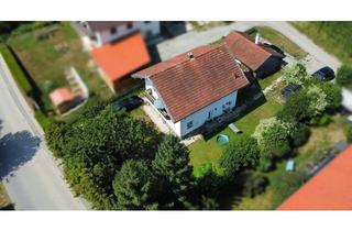 Einfamilienhaus kaufen in 84326 Falkenberg, Klassisches Niederbayerisches Einfamilienhaus mit großem Potenzial in Zell zu verkaufen!
