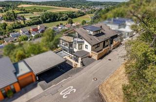 Haus kaufen in 74199 Untergruppenbach, Wohnen mit Charakter: Großzügiges Anwesen mit Aussicht und Einliegerwohnung