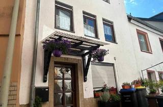 Haus mieten in 55545 Bad Kreuznach, Historisches Stadthaus mit Flair: 5 Zimmer, Balkon & kleiner Hof in bester Innenstadtlage