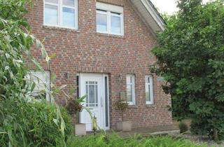 Haus mieten in 49661 Cloppenburg, Attraktives EFH m. EBK, schöner Terr. u. Garten, Doppelcarport u. Geräteraum