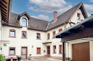 Haus kaufen in 97903 Collenberg, Wohnhaus mit viel Platz, großer Terrasse und Entwicklungspotenzial in Collenberg