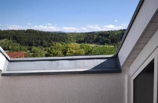 Wohnung kaufen in 73527 Schwäbisch Gmünd, Wohnen mit Wow-Faktor - 3 Zimmer-Maisonette mit großzügigem Studio