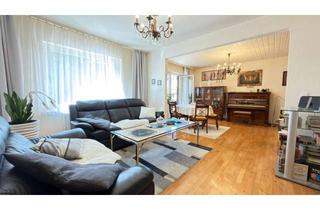 Wohnung kaufen in 45143 Essen, Essen - Modernes Wohnen in Essen-Frohnhausen - kernsanierte 3,5-Zimmer-Wohnung mit Terrasse & Garten