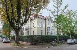 Wohnung kaufen in 79104 Herdern, REDUZIERT: zauberhafte Bel Etage einer Villa in Herdern