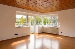 Wohnung kaufen in 72070 Tübingen, Gut geschnittene Vier-Zimmer-ETW mit drei Balkonen + Garage • stadtnah, WG-fähig, familienfreundl...