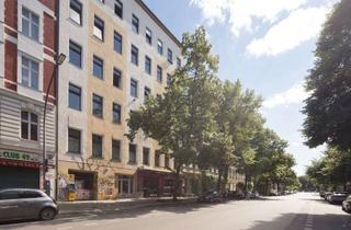 Wohnung kaufen in Paul-Lincke-Ufer, 10999 Kreuzberg, Vermietete 3-Zimmer-Wohnung im Herzen von Kreuzberg
