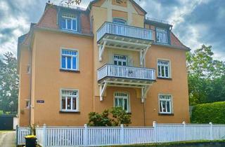 Wohnung kaufen in 01189 Coschütz/Gittersee, Kapitalanlage oder Eigennutzung – 2-Zimmer-Dachgeschosswohnung mit Balkon & Stellplatz