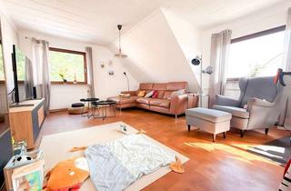 Wohnung kaufen in 91056 Büchenbach, Maisonette-Wohnung mit Südbalkon, 109 m², Homeoffice-Bereich & Carport in Erlangen-Büchenbach