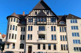 Wohnung kaufen in 30177 List, Stilvolle Altbauwohnung in Eilenriedenähe