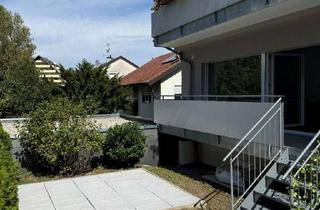Wohnung kaufen in Blankenbergweg, 79112 Tiengen, Super helle u. großzügige 2,5 Zimmer Wohnung mit Balkon und Gartenanteil