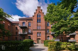 Wohnung kaufen in 14469 Nauener Vorstadt, Exklusive Dachgeschoss Maisonette Wohnung im Palais Klingelhöfer