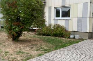 Wohnung kaufen in 65795 Hattersheim, Schöne 2 ZKB Wohnung mit Blick ins Grüne, Wofl 56qm plus Terrasse, Keller und Stellplatz