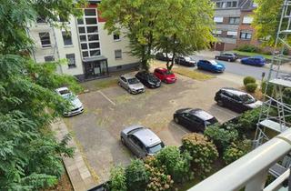 Wohnung kaufen in Rothebuschstr. 148, 46119 Osterfeld-Ost, Helle 4-Zimmer-Dachgeschosswohnung mit Balkon, Stellplatz & modernisierter Ausstattung in Oberhausen