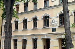 Wohnung mieten in Steubenstraße 40, 99423 Westvorstadt, SANIERTE 4-ZIMMER-DACHGESCHOSSWOHNUNG IM STADTZENTRUM
