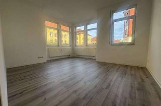 Wohnung mieten in Kasernenstraße 27, 08523 Plauen, 3-Raumwohnung im Westend!