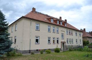 Wohnung mieten in Fritz-Ebert-Straße 19, 02708 Löbau, Geräumige 4-Raum-Wohnung mit Blick auf den Lärchenhübel