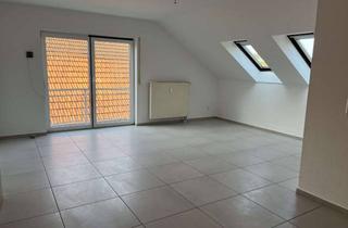 Wohnung mieten in Pforzheimer Str. 10a, 76703 Kraichtal, Modernisierte Dachgeschosswohnung - Sofort bezugsfrei