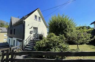 Wohnung mieten in 57258 Freudenberg, Helle 3-ZKB Wohnung mit Balkon und kleinem Gartensitzplatz in Frdbg.-Oberheuslingen