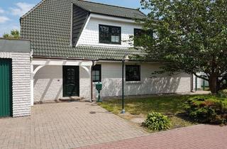 Wohnung mieten in Bürgermeister-Hennings-Straße 17, 25761 Westerdeichstrich, Gepflegte 2,5-Zimmer-Wohnung mit Loggia und EBK in Stinteck/Büsum
