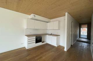 Wohnung mieten in Straßburger Str. 40, 13581 Spandau, 3-Zimmer Maisonettewohnung mit EBK und Terrasse