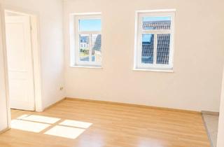 Wohnung mieten in Bahnhofstraße 40, 04720 Döbeln, Moderne gemütliche Dachgeschosswohnung mit Balkon