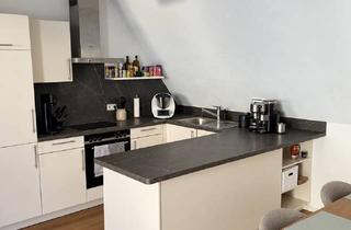 Wohnung mieten in Endresstraße 13, 91522 Ansbach, Moderne 2-Zimmer-Dachgeschosswohnung mit Balkon und Einbauküche