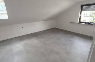 Wohnung mieten in Danziger Straße, 74915 Waibstadt, Erstbezug nach Sanierung: Helle 3,5-Zimmer-Dachgeschosswohnung mit Garage in Waibstadt