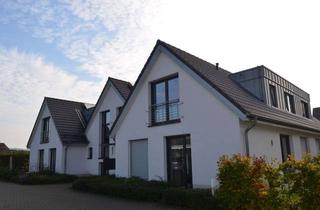 Wohnung mieten in Auf Den Reieneichen 20, 51789 Lindlar, 3 Zimmer Dachgeschosswohnung- zentrumsnah und mit wunderbarer Fernsicht!