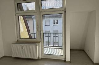 Wohnung mieten in Welserstraße 11, 67059 Mitte, Schöne 2-Zimmer-Dachgeschoss-Wohnung mit zwei Balkonen