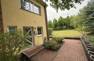 Haus kaufen in Ossenpadd 22k, 25421 Pinneberg, Modernes Endhaus mit 1038m² Grundstück, sonnig, ruhig, wenig Verkehr