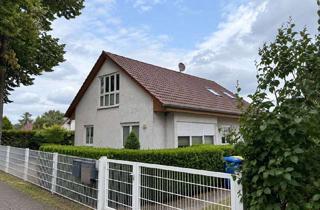 Haus kaufen in 16321 Bernau, Top Angebot: Pflegeleichtes Grundstück mit charmantem Haus für die kleine Familie in Schönow