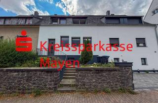 Reihenhaus kaufen in 56727 Mayen, Komplett saniert & nach Wunsch fertiggestellt – Reihenhaus mit 3 Garagen