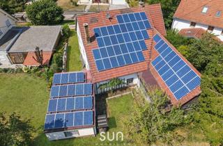Haus kaufen in 89297 Roggenburg, SANIERUNGSBEDÜRFTIGES EFH INKL. PV-ANLAGE IN ROGGENBURG – Großes Ausbaupotenzial, Stadel & 2 Garagen