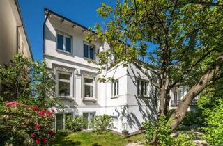 Villa kaufen in 20253 Hoheluft-West, Unikat im Generalsviertel: Freistehende Familienvilla mit drei zusätzlichen Apartments