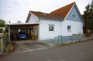 Einfamilienhaus kaufen in 94522 Wallersdorf, Einfamilienhaus mit großem Grundstück und Entwicklungsmöglichkeiten