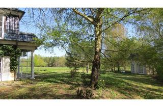 Villa kaufen in 14552 Michendorf, Villa am Fairway, weiter offener Blick über den Golfplatz Seddiner See und Tee-Pavillion im Garten