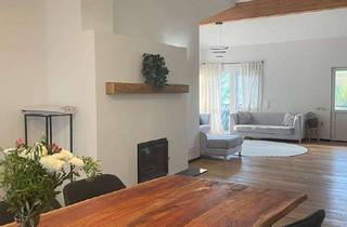 Haus kaufen in 71297 Mönsheim, Modernisiertes Zweifamilienhaus mit 263 m² Wohnfläche, attraktiver Vermietungsperspektive