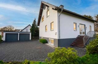 Anlageobjekt in 53773 Hennef, Hennef-Geistingen: Freistehend, modern, PV-Anlage, Wallbox, 2 Garagen uvm...