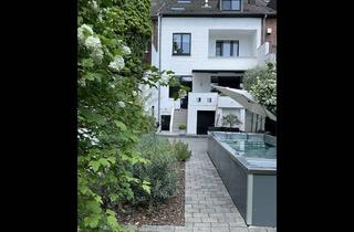 Villa kaufen in 47799 Cracau, Altbau-Villa im Krefelder Bismarckviertel