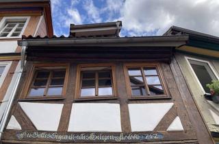Haus kaufen in 31785 Hameln, Hell, warm, detailverliebt: Reihenmittelhaus in schönster Altstadtlage Hamelns