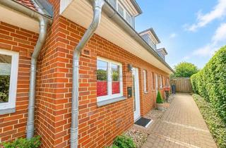 Haus kaufen in 23627 Groß Grönau, Stilvolles Reihenmittelhaus in schöner Lage