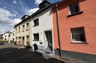 Einfamilienhaus kaufen in 54349 Trittenheim, Modernisiertes Einfamilienhaus mit Ferienhauspotenzial in Trittenheim