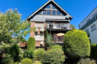 Wohnung kaufen in 44287 Aplerbeck, Dachgeschoss mit offen ausgeführter Holzbalkenkonstruktion | 2 Garagen | Privater Garten