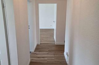 Wohnung kaufen in Schlingenbusch, 32758 Detmold, Frisch renovierte Wohnung mit neuer Einbauküche!