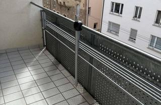 Wohnung mieten in Seyfferstraße 92, 70193 West, Schöne, gut geschnittene 3 Zimmer-Wohnung mit EBK und 2 Balkonen in Stuttgart-West