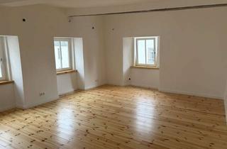Wohnung mieten in 35578 Wetzlar, Kernsanierte 3-Zimmer-Wohnung direkt am Domplatz – 109 m²